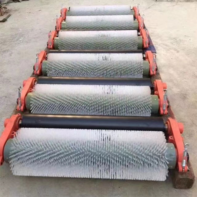 Jak rotace duálního směru odstraňuje lepivé materiály o 50% rychleji?